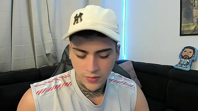 Snapshot of mad_maxxx2 chatting on 13, 2, 2025 mad maxxx2 online show from 13, 2, 2025