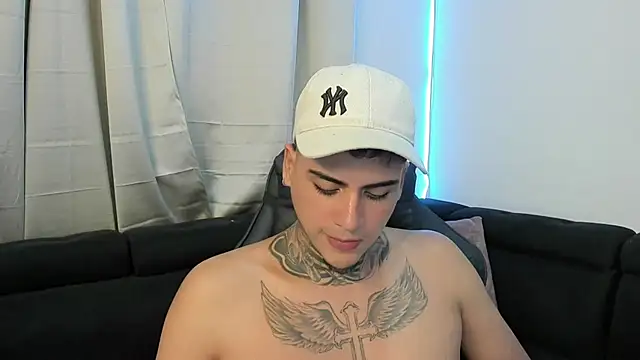 Snapshot of mad_maxxx2 chatting on 22, 2, 2025 mad maxxx2 online show from 22, 2, 2025