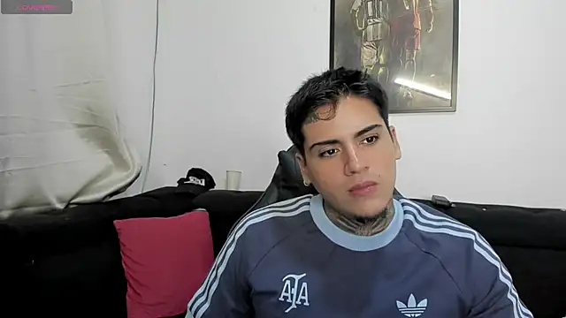 Snapshot of mad_maxxx2 chatting on 25, 10, 2025 mad maxxx2 online show from 25, 10, 2025