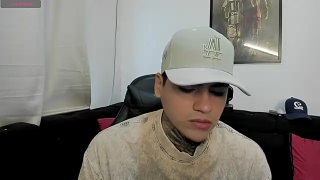 Snapshot of mad_maxxx2 chatting on 26, 10, 2025 mad maxxx2 online show from 26, 10, 2025