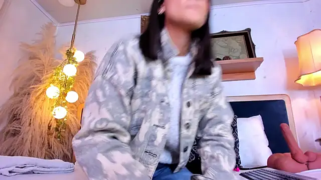 Alice milf  online show from 15, 3, 2025