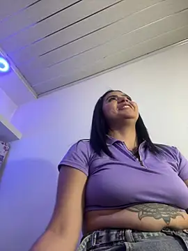 Snapshot of _luna_torres chatting on 26, 7, 2026 luna torres online show from 26, 7, 2026