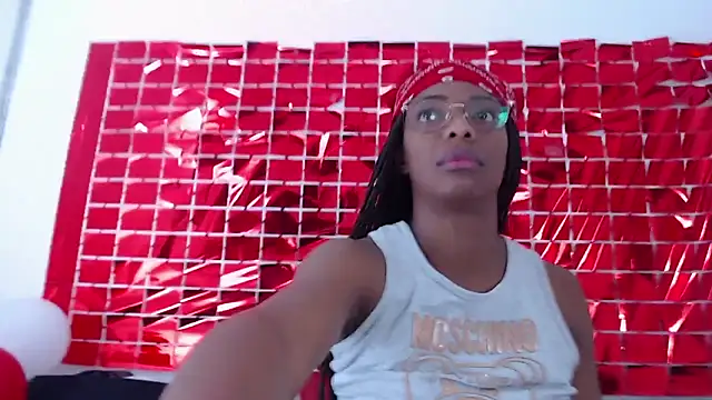 Snapshot of tiffany_gomez9 chatting on 20, 2, 2025 tiffany gomez9 online show from 20, 2, 2025