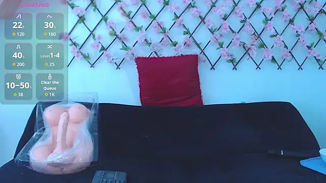 Snapshot of tiffany_gomez9 chatting on 19, 10, 2025 tiffany gomez9 online show from 19, 10, 2025