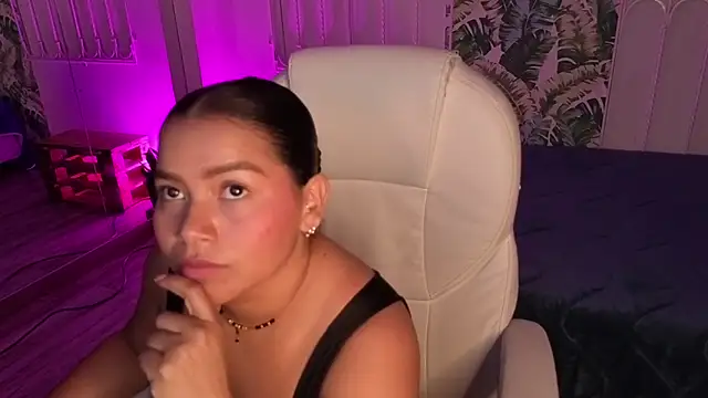 loly marce online show from 25, 5, 2026