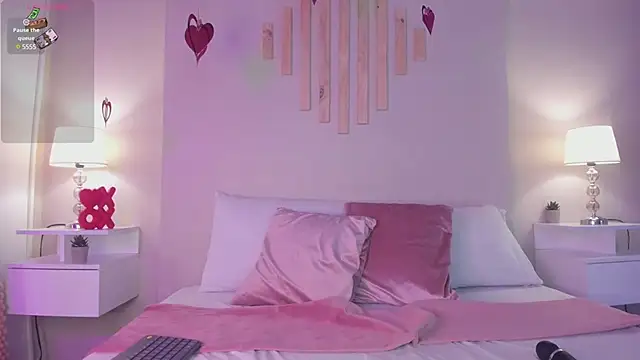 VictoriaNoah  online show from 13, 2, 2025