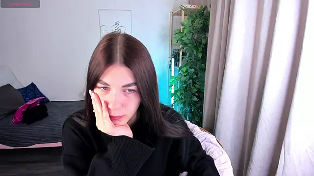 toooyour online show from 3, 10, 2025