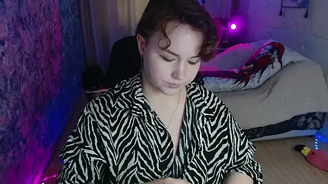 Snapshot of Jenny_Fox chatting on 4, 7, 2026 Jenny Fox online show from 4, 7, 2026