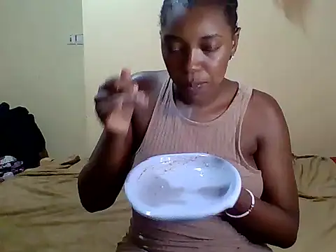 Zara Twilight online show from 15, 2, 2025