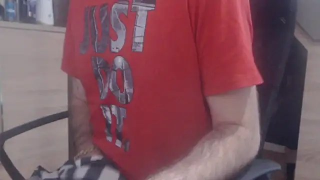 uncutguy01 online show from 31, 12, 2024