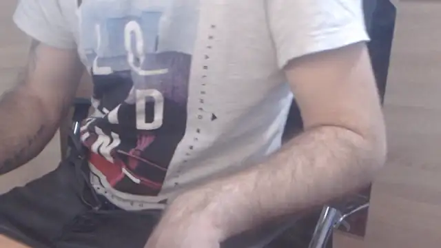 uncutguy01 online show from 8, 1, 2025
