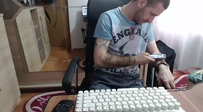 uncutguy01 online show from 7, 3, 2025