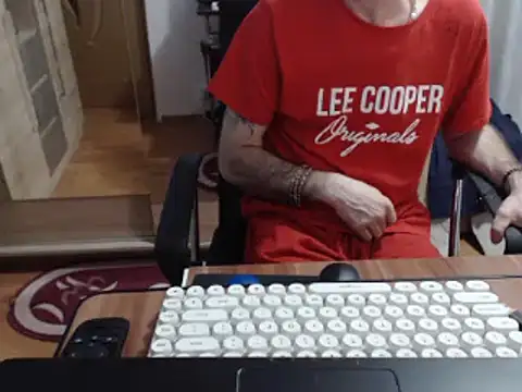 uncutguy01 online show from 14, 3, 2025