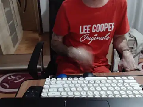 uncutguy01 online show from 15, 3, 2025