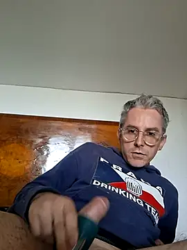 Snapshot of dedalus84 chatting on 16, 4, 2026 dedalus84 online show from 16, 4, 2026