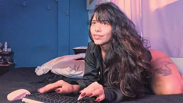 AllisonCatUwU online show from 28, 2, 2025