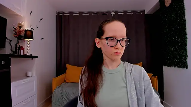 BettyBrowni online show from 15, 2, 2025