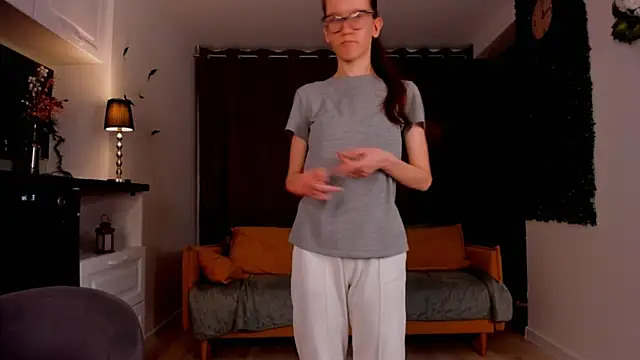 BettyBrowni online show from 8, 3, 2025