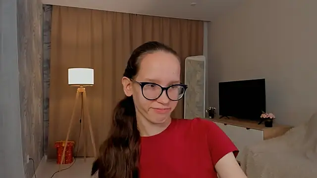 BettyBrowni online show from 17, 9, 2025