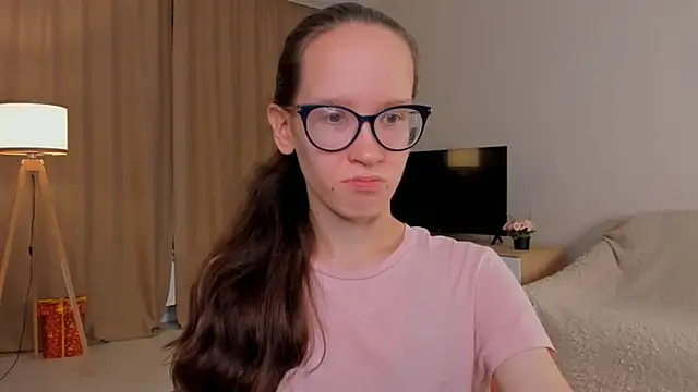 BettyBrowni online show from 27, 9, 2025