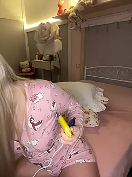 touchme now online show from 8, 2, 2025