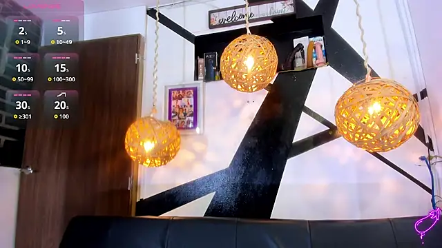 victoria aleia  online show from 8, 11, 2025