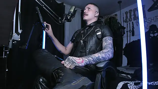Snapshot of allanhurtss chatting on 12, 1, 2025 allanhurtss online show from 12, 1, 2025