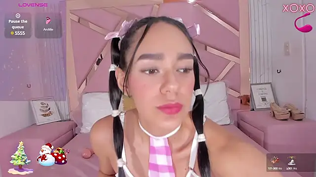 EmmyCruzZ online show from 10, 12, 2024