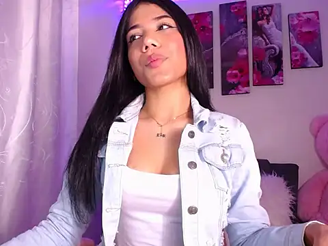 Alissarhys26 online show from 4, 12, 2024