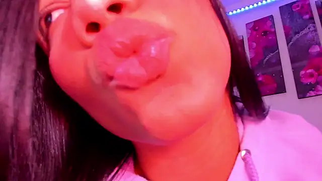 Alissarhys26 online show from 3, 3, 2025