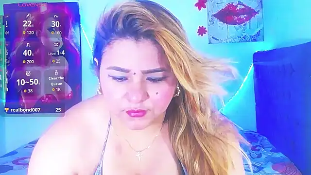 Snapshot of Charlotte_mh chatting on 21, 11, 2025 Charlotte mh online show from 21, 11, 2025