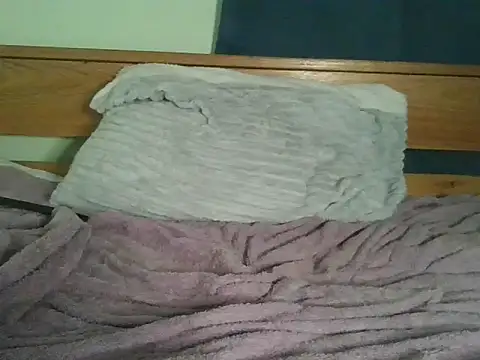 HUNKY-SMITH online show from 2, 2, 2026