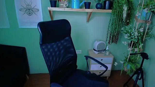 Fernanda   online show from 30, 10, 2025