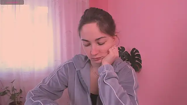 Snapshot of cClandesTina chatting on 17, 3, 2025 cClandesTina online show from 17, 3, 2025