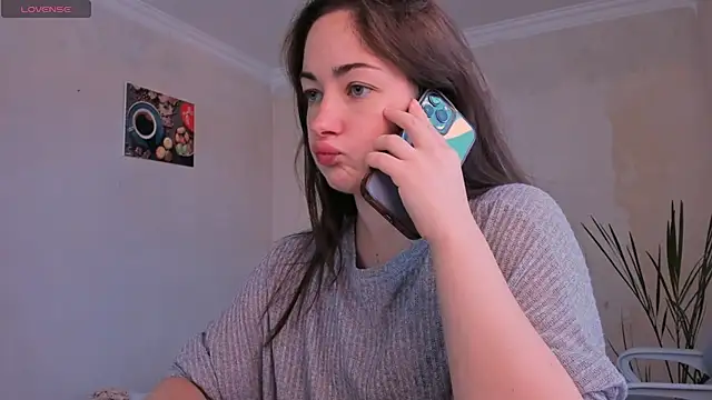 Snapshot of cClandesTina chatting on 26, 9, 2025 cClandesTina online show from 26, 9, 2025