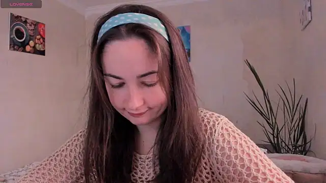 Snapshot of cClandesTina chatting on 2, 10, 2025 cClandesTina online show from 2, 10, 2025