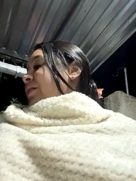 Pretty Isadora online show from 23, 10, 2025