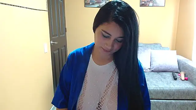 Snapshot of Kerly_Lopez chatting on 8, 2, 2025 Kerly Lopez online show from 8, 2, 2025