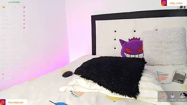 alejo cute online show from 12, 12, 2024