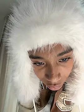 alejo cute online show from 7, 3, 2026