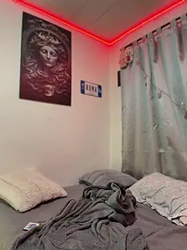 alejo cute online show from 13, 7, 2026