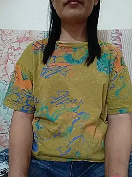 Snapshot of Asian_girl13 chatting on 20, 5, 2026 Asian girl13 online show from 20, 5, 2026