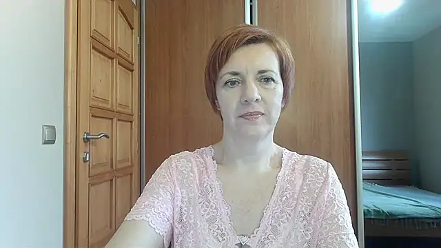 LoraLoraMay online show from 7, 2, 2026