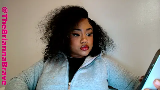 BriannaBrave online show from 19, 12, 2025