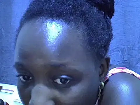 Snapshot of Adaline-Paris chatting on 7, 3, 2025 Adaline-Paris online show from 7, 3, 2025
