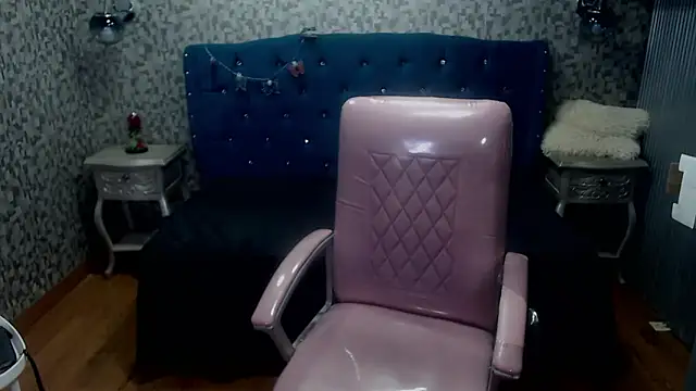 CurvyJulieth online show from 7, 6, 2026