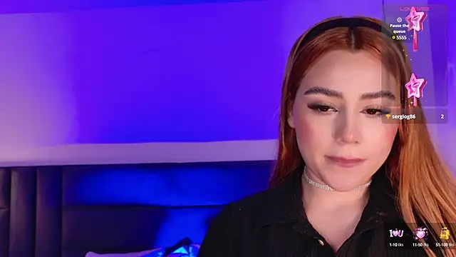 SamanthaKlein  online show from 25, 1, 2025