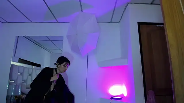 Naomi-Haruno online show from 31, 1, 2025