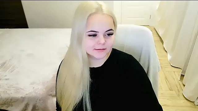 lovely-eyes online show from 7, 12, 2024