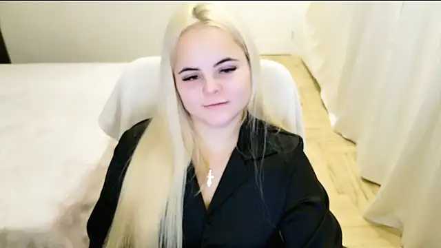 lovely-eyes online show from 14, 12, 2024